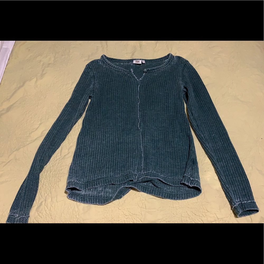 Long sleeve dressy shirt